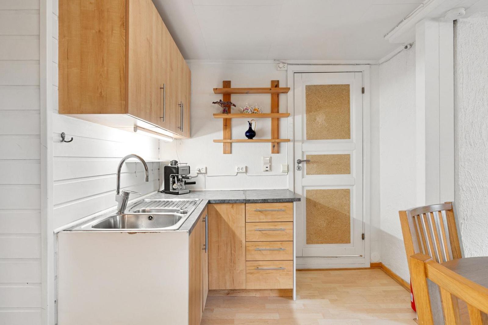 Room In Cozy Apartment 7 Min Walk From The City Center Tromso Exterior photo